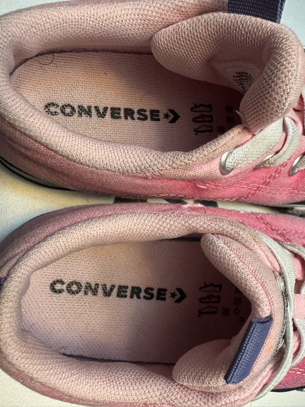 Converse Chuck Taylor All Star Street Pink Ombre Kids Sneakers A04346F Size 9 - Picture 6 of 9